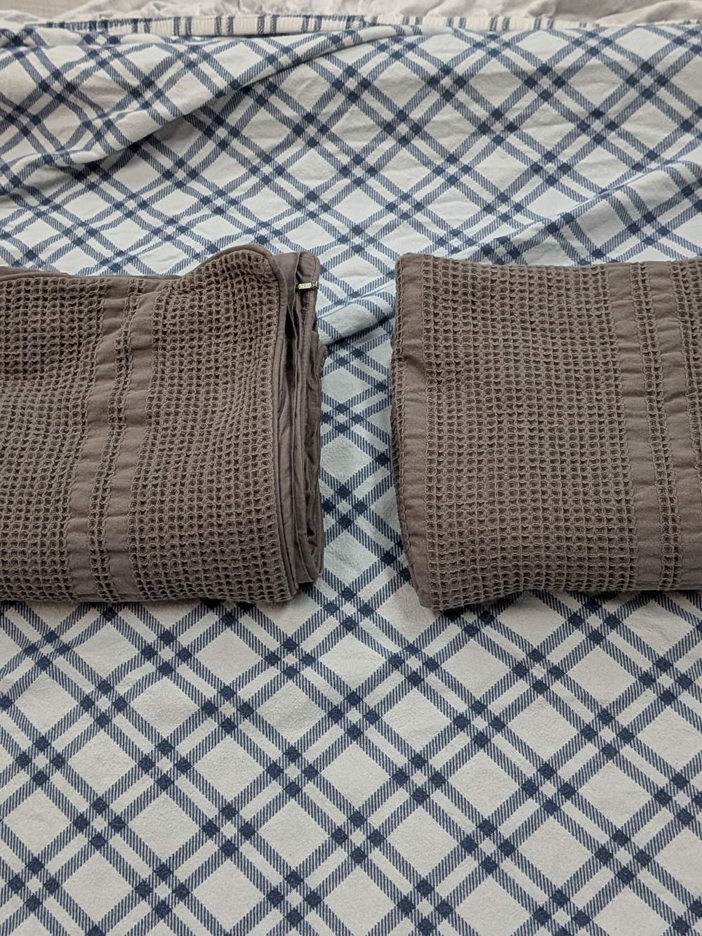 Boll & Branch Waffle Dobby Weave  King Gray Pillow Shams. 2 Cases